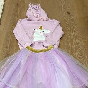 Lola Size 7/8 Unicorn Hoodie and Tutu - Pink and Gold. Tiny Hole on Hoodie.